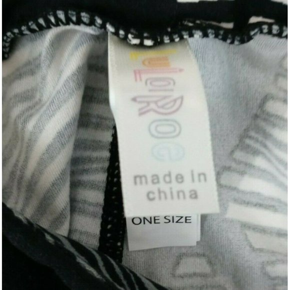 New LuLaRoe One Size Leggings Black & White With Geometric Triangles Design - Picture 6 of 6